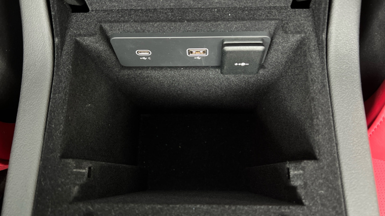 Jaguar F-Pace 2.0 D200 R-Dynamic HSE 5dr Auto AWD Diesel Estate